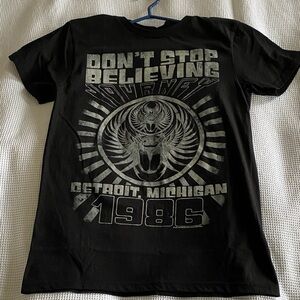 Journey’s “Don’t’ stop believing” Graphic T-Shirt. Size XS